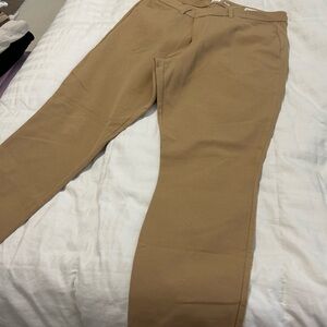 GAP Women's Chinos in Camel Tan